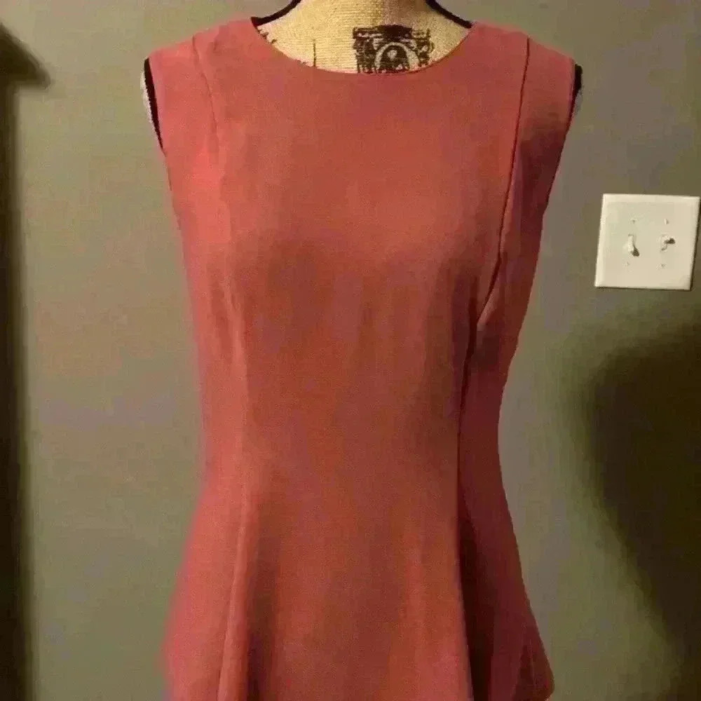 Ann Taylor sleeveless top